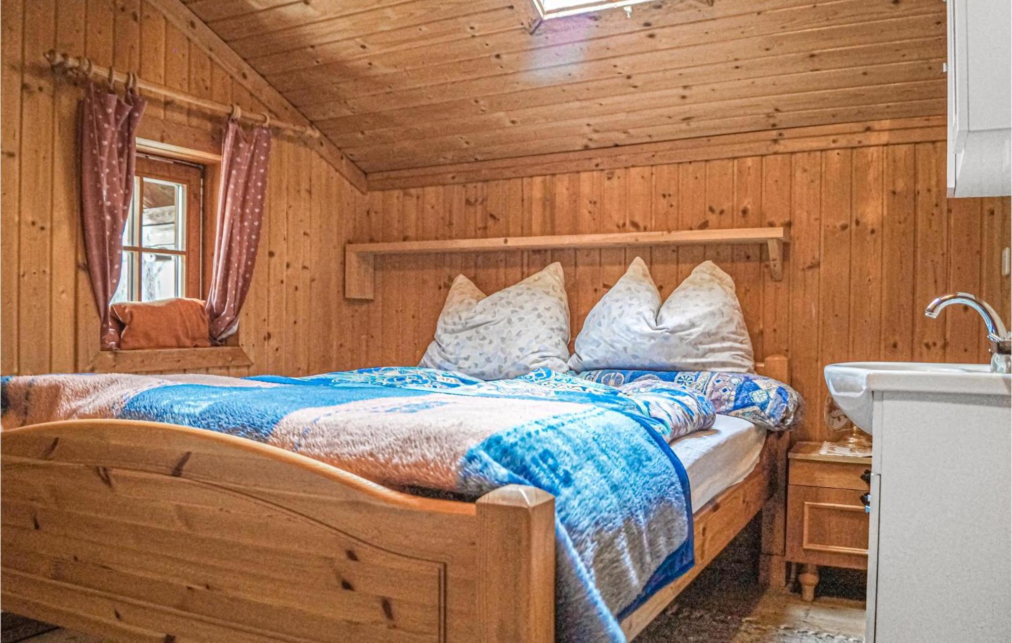 1 Bedroom Cozy Apartment In Hinterburg Екстериор снимка